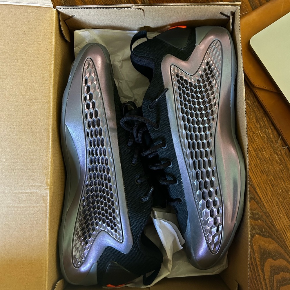 Stylish Black and Silver Men's Sneakers